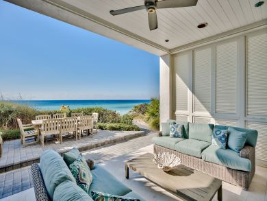 2 Five bedrooms houses on the beach
