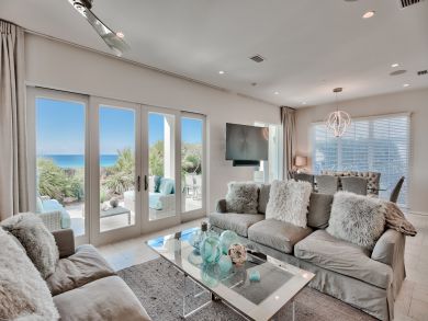 2 Five bedrooms houses on the beach