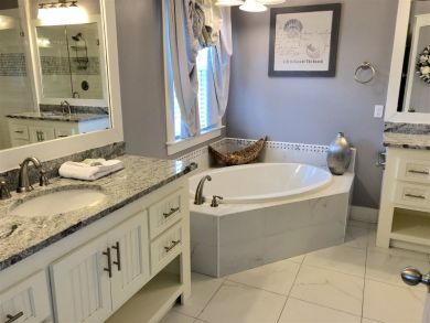Seacrest Beach villa with community pool