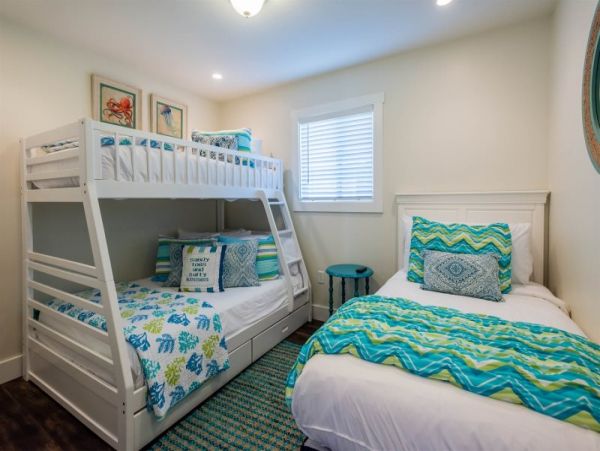 Santa Rosa Beach Vacation Home Walk to Beach 4 Bedrooms