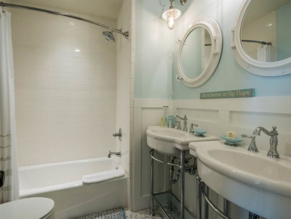 Santa Rosa Beach Vacation Home Walk to Beach 4 Bedrooms