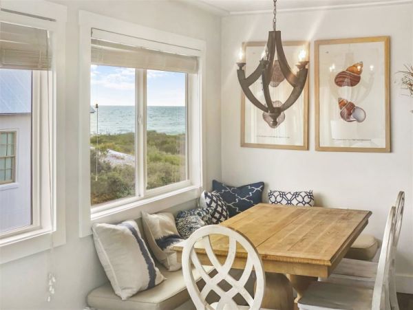 Santa Rosa Beach Vacation Home Walk to Beach 4 Bedrooms