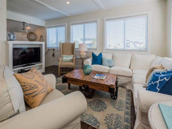 Santa Rosa Beach Vacation Home Walk to Beach 4 Bedrooms