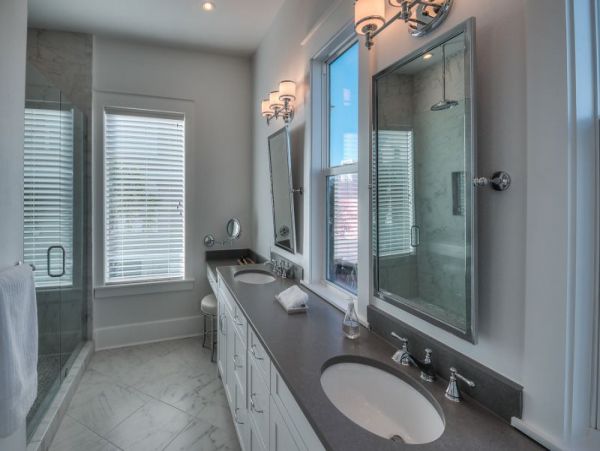 Grayton Beach Five Bedroom Luxury Home Right on  the Beach