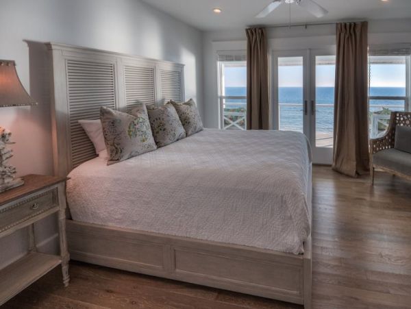 Grayton Beach Five Bedroom Luxury Home Right on  the Beach