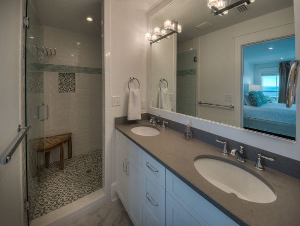 Grayton Beach Five Bedroom Luxury Home Right on  the Beach