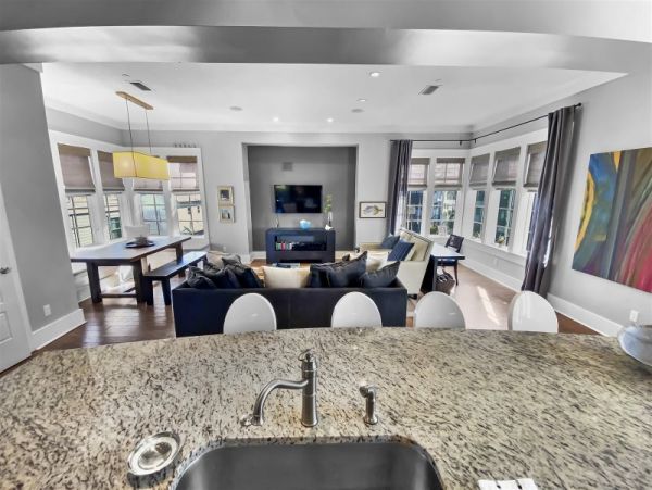 Seagrove Vacation home walk to beach and  lake views