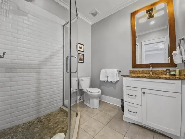 Seagrove Vacation home walk to beach and  lake views