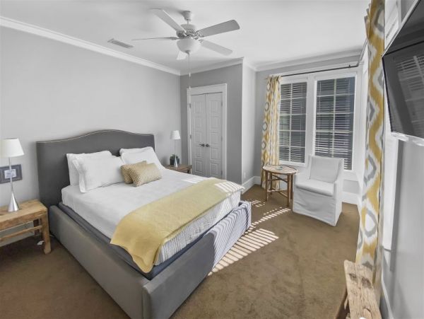 Seagrove Vacation home walk to beach and  lake views