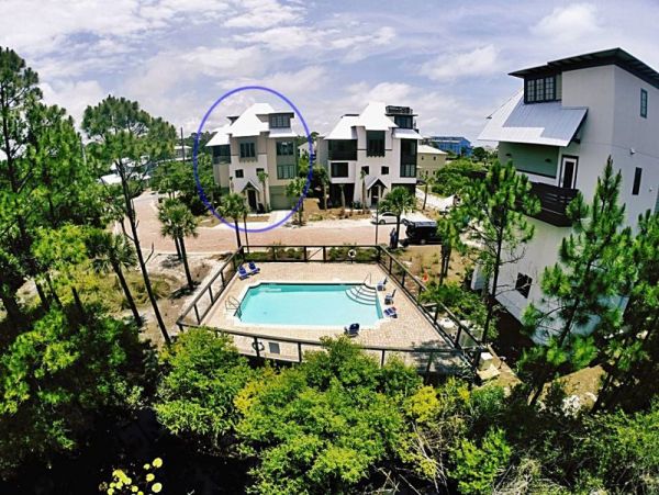 Seagrove Vacation home walk to beach and  lake views