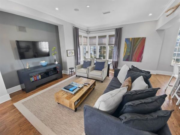 Seagrove Vacation home walk to beach and  lake views
