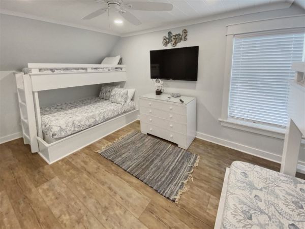 Rosemary Beach Five Bedroom Vacation Pool Home Sleeps 16