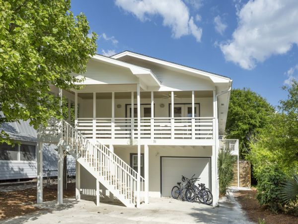 Santa Rosa Beach House 5 Bedrooms Sleeps 12 with Pool