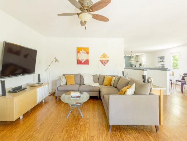 Santa Rosa Beach House 5 Bedrooms Sleeps 12 with Pool