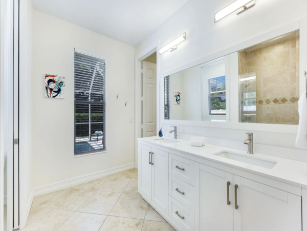 Naples Vacation Rental - Vanderbilt Beach Coastal Retreat with Heated Pool & Outdoor Kitchen