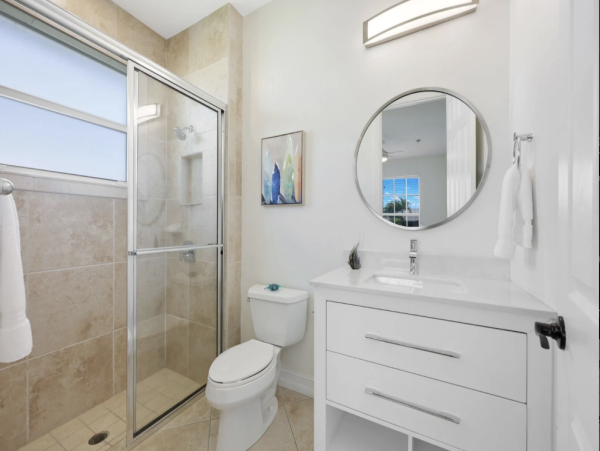 Naples Vacation Rental - Vanderbilt Beach Coastal Retreat with Heated Pool & Outdoor Kitchen