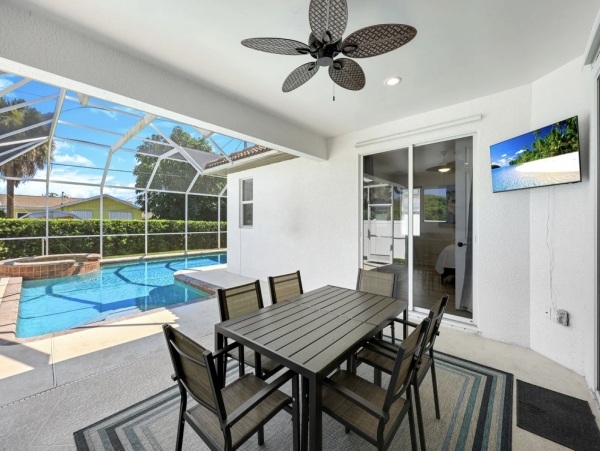 Naples Vacation Rental - Vanderbilt Beach Coastal Retreat with Heated Pool & Outdoor Kitchen