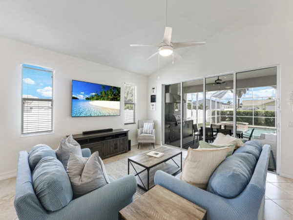 Naples Vacation Rental - Vanderbilt Beach Coastal Retreat with Heated Pool & Outdoor Kitchen