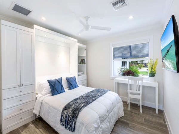 Naples Luxury Vacation Rental Sleeps Six Guests