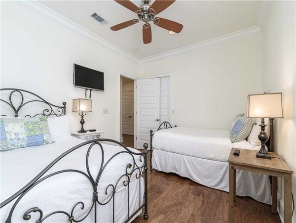 Miramar Beach Luxury Vacation Rental Home Four Bedrooms