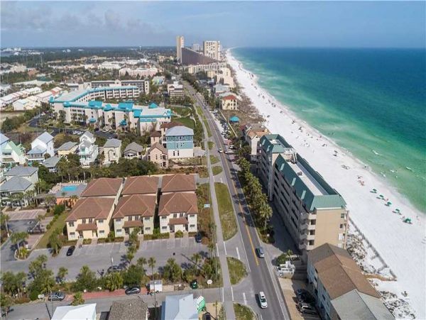 Miramar Beach Luxury Vacation Rental Home Four Bedrooms