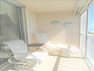 Longboat Key  2 Bedroom Condo On Beach Sleeps 4 Guests