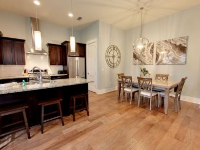 Destin Home 930032