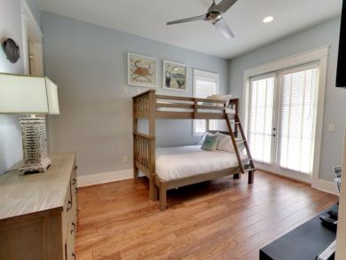 Destin Home 930032