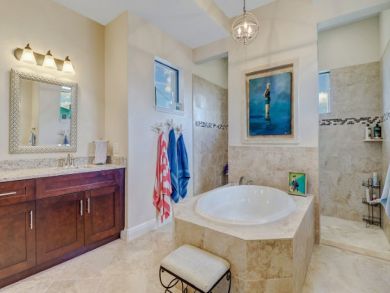 Cape Coral Vacation Home Sleeps Six Guests Private Pool