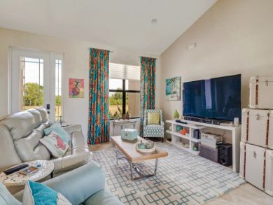 Cape Coral Vacation Home Sleeps Six Guests Private Pool