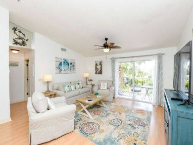 Siesta Key Vacation Accommodation Walk to Beach