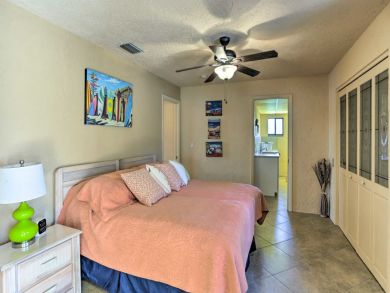 Cape Coral Three Bedroom Canal Front Vacation Home Sleeps 8