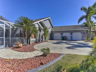 Cape Coral Three Bedroom Canal Front Vacation Home Sleeps 8