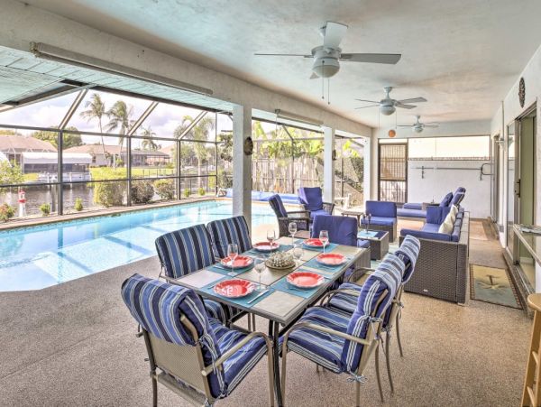 Canal Front Three Bedroom Pool Home in Cape Coral Sleeps 8