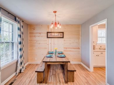 Nashville Three Bedroom Rental Home Sleeps 10