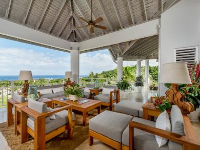 Golf Course and Sea View 7 Bedrooms Vacation Home in Jamaica