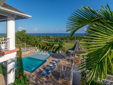 Golf Course and Sea View 7 Bedrooms Vacation Home in Jamaica