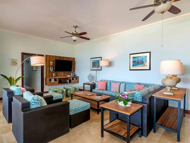 Golf Course and Sea View 7 Bedrooms Vacation Home in Jamaica