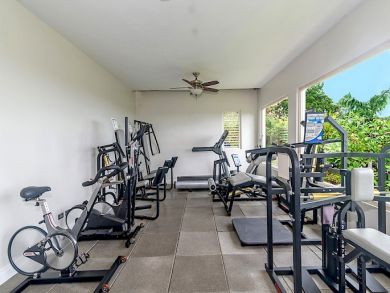 Golf Course and Sea View 7 Bedrooms Vacation Home in Jamaica