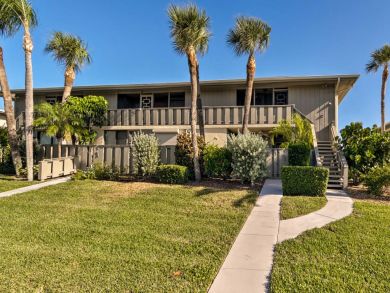 Holmes Beach 2 Bedroom Vacation Condo Sleeps 6 Walk to Beach