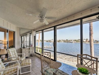 Holmes Beach 2 Bedroom Vacation Condo Sleeps 6 Walk to Beach