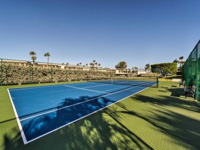 Holmes Beach 2 Bedroom Vacation Condo Sleeps 6 Walk to Beach