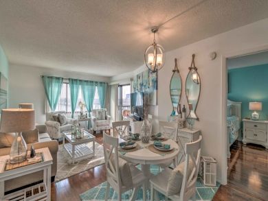 Waterfront Anna Maria Island 2 Bedroom Condo w/Pool & Beach