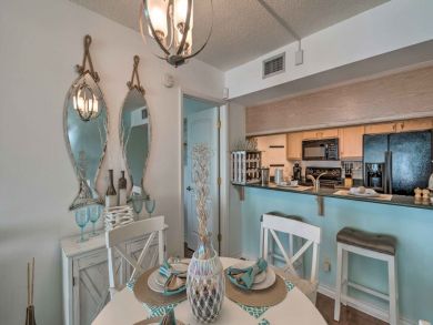 Waterfront Anna Maria Island 2 Bedroom Condo w/Pool & Beach