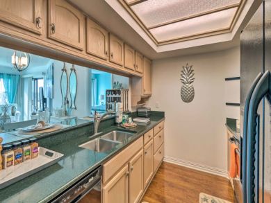 Waterfront Anna Maria Island 2 Bedroom Condo w/Pool & Beach