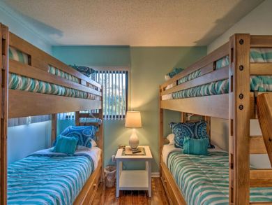 Waterfront Anna Maria Island 2 Bedroom Condo w/Pool & Beach