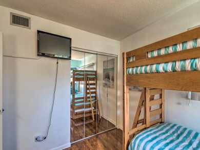 Waterfront Anna Maria Island 2 Bedroom Condo w/Pool & Beach