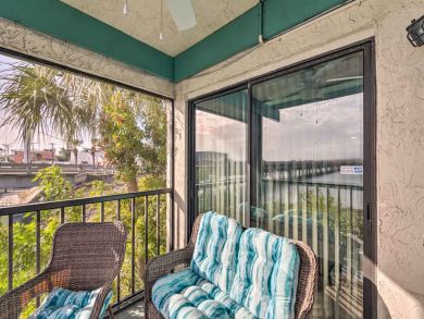 Waterfront Anna Maria Island 2 Bedroom Condo w/Pool & Beach