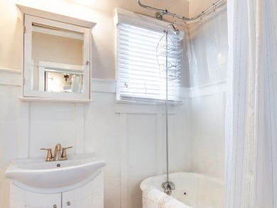 Comfortable 3 Bedroom East Nashville Rental Home Sleeps Six