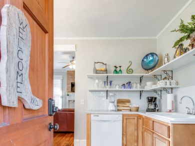 Comfortable 3 Bedroom East Nashville Rental Home Sleeps Six